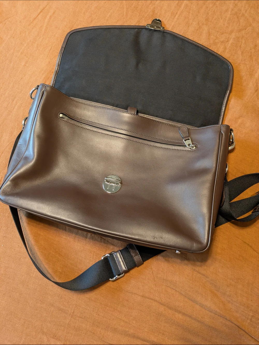 Coach model style